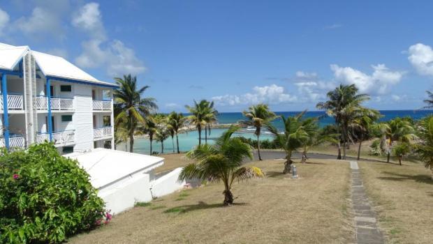 Tres Bel Appartement Avec Vue Mer, Acces Direct A La Plage Et Piscine Surveillee سانت فرانسوا المظهر الخارجي الصورة